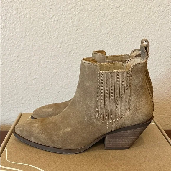 Patina / Portland Leather Dakota Western Boot - Taupe- Size 7.5 - Picture 5 of 11